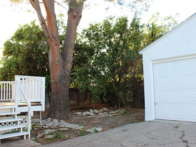 22147 Cantlay St — Photo 14