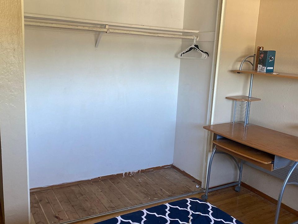 2nd image of 5860 Chesbro Ave