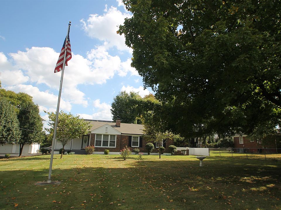 1st image of 314 Weaver Dr