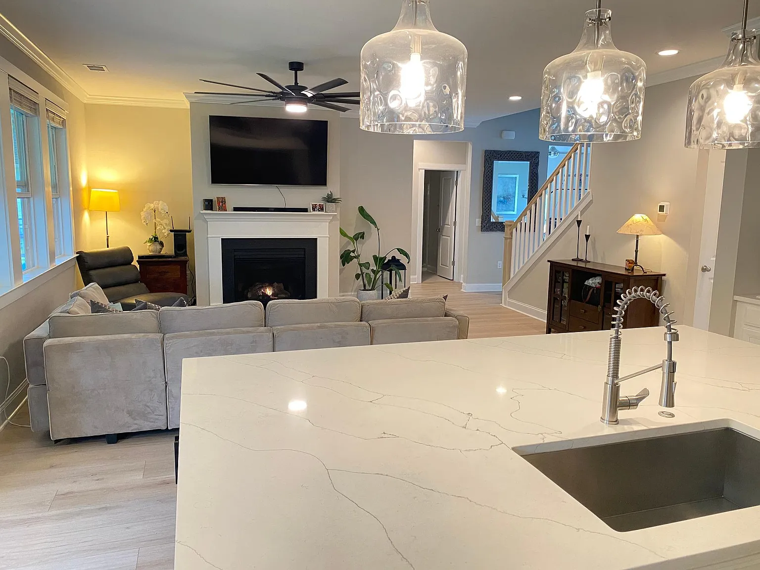 5 bed, 4.5 bath, 3254 sqft, $3,400 — Photo 3