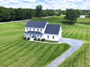 1 Macomber Ln, Grand Isle, VT 05458