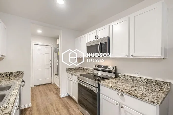 707 Sewanee St — Photo 5