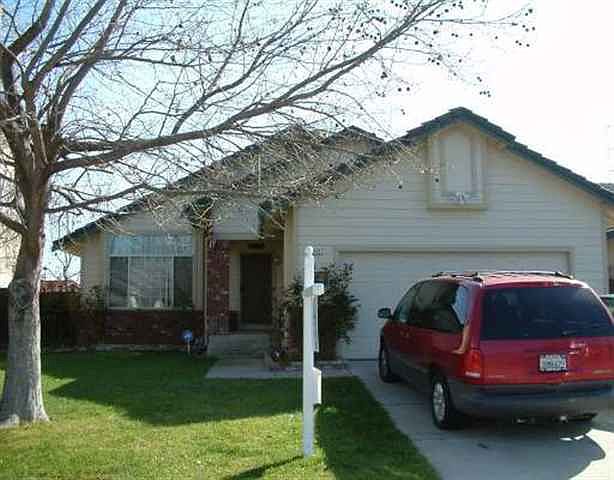 1st image of 3025 Van Buren Ct