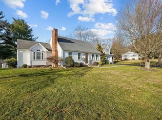 22 Summer Dr, Seekonk, MA 02771