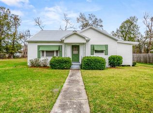 306 Coffee St, Dequincy, LA 70633