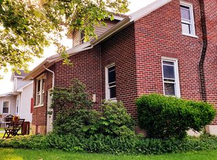 59 E Lawn Rd, Nazareth, PA 18064