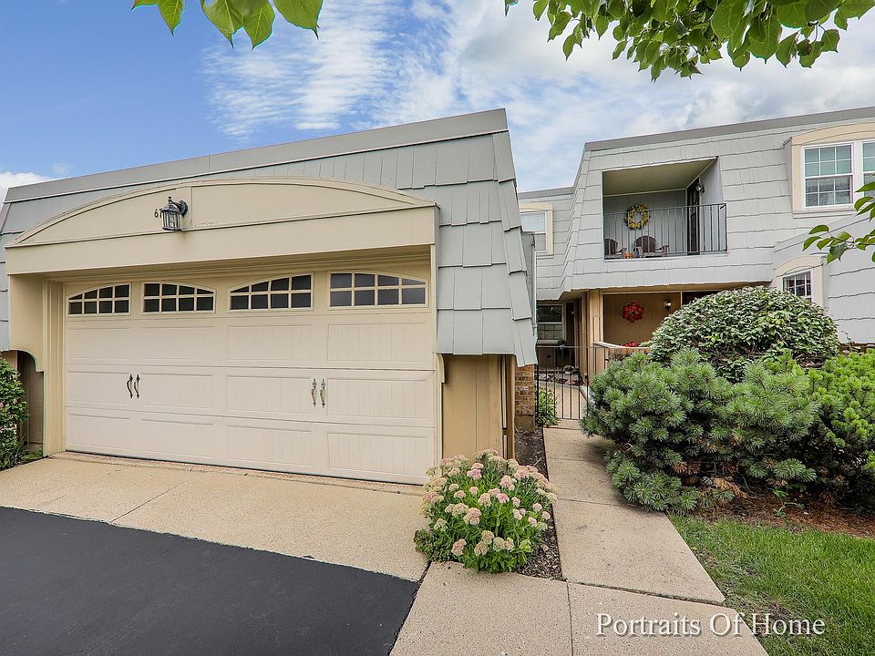 1st image of 675 Versailles Cir