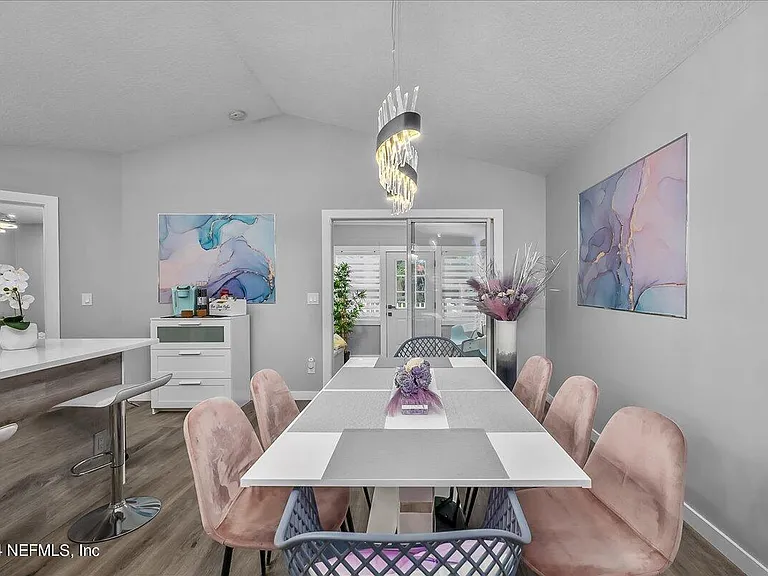 232 Nesmith Ave — Photo 12