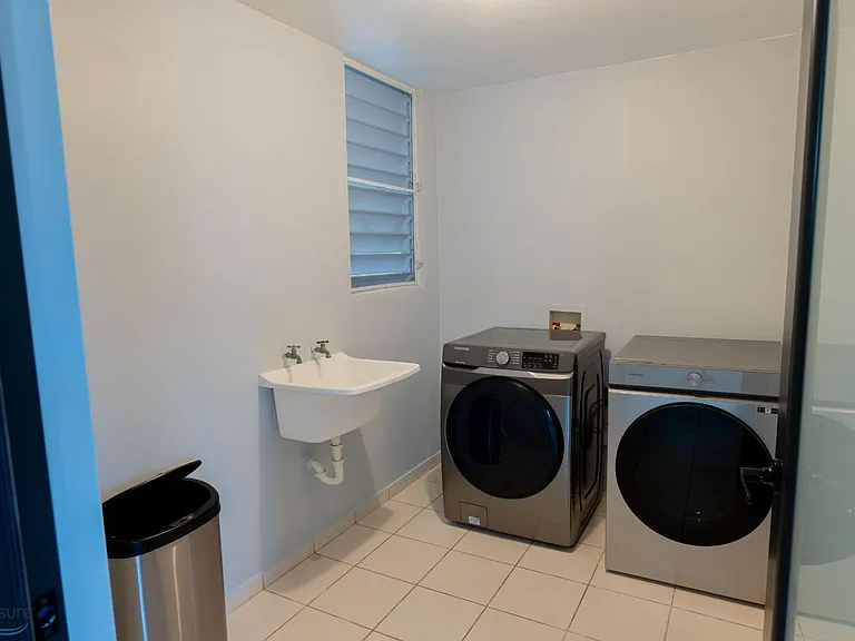 15 Urb Brisas Del Mnr #II — Photo 27