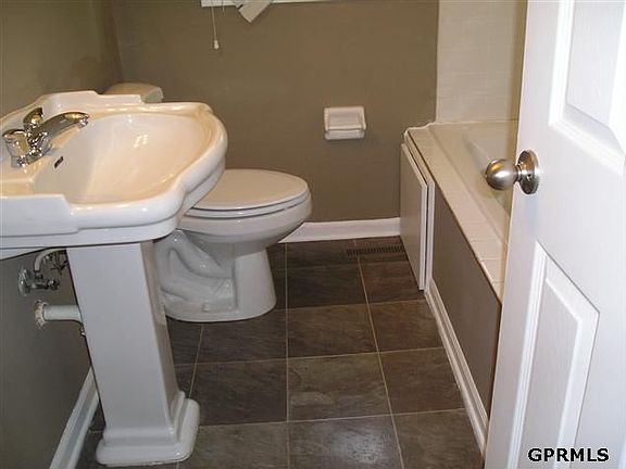 4th image of 4523 N 91st St
