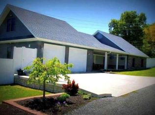 22 Trinity Ln, Athens, PA 18810