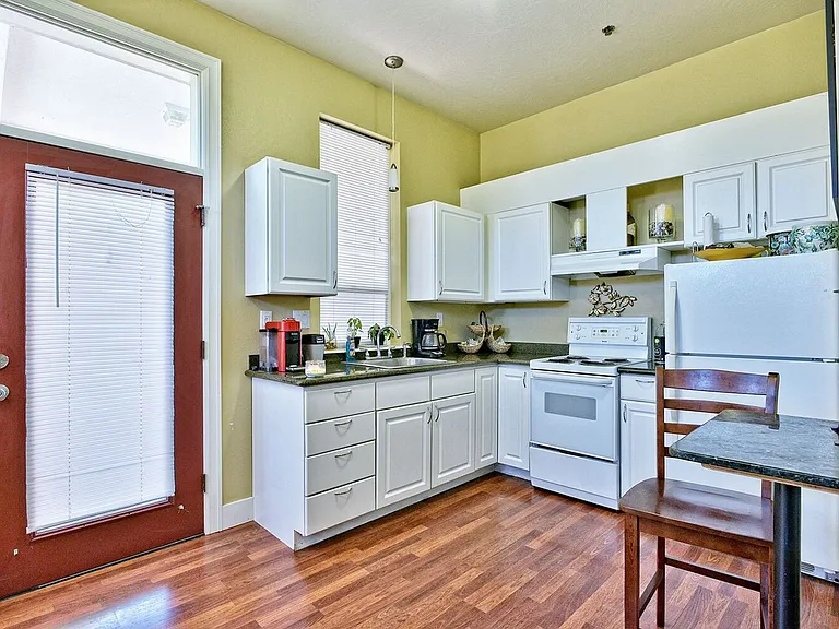 184 Clear Creek Dr #5 — Photo 6