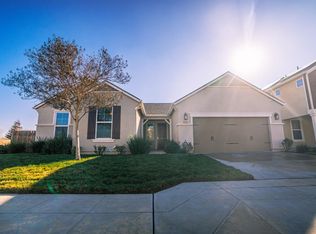 6741 E Saginaw Way, Fresno, CA