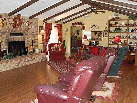 puts the "Great" in great room..
