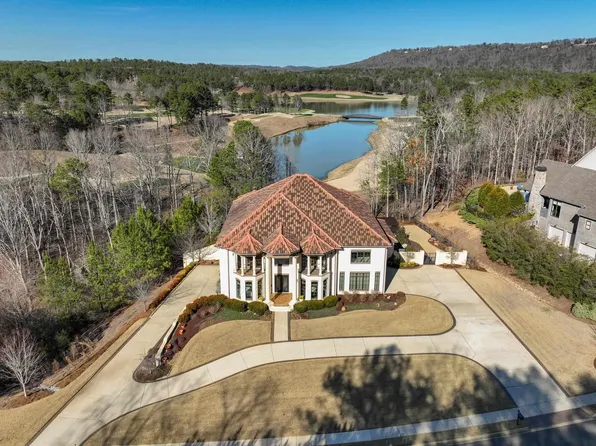 4278 Glasscott Xing, Hoover, AL 35226