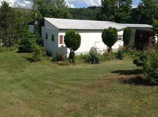 128 Middle Run Rd, Chester, WV 26034