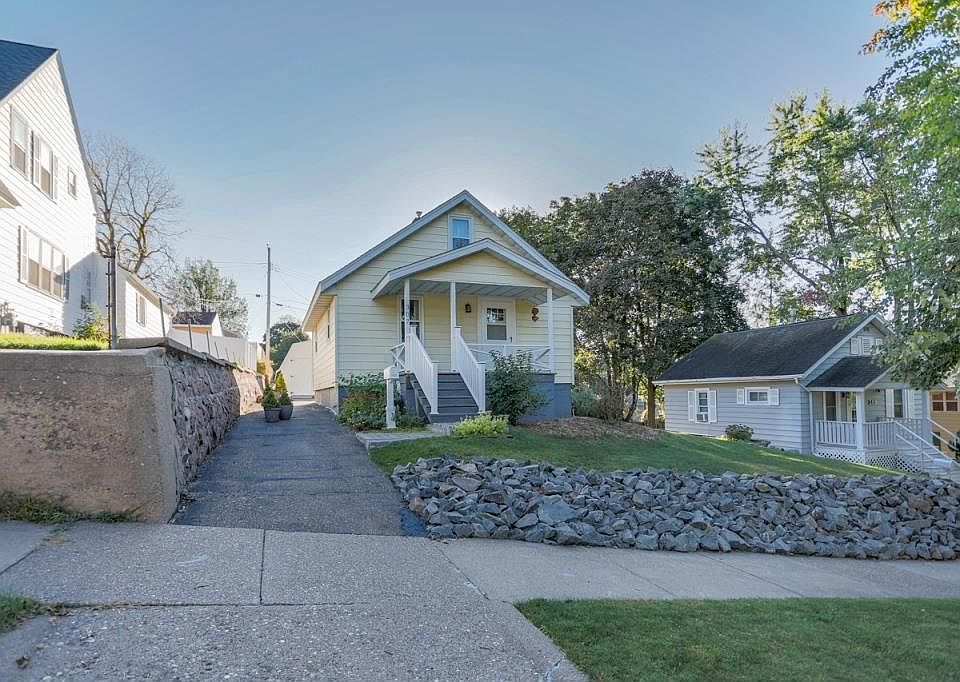1st image of 307 South 9TH AVENUE