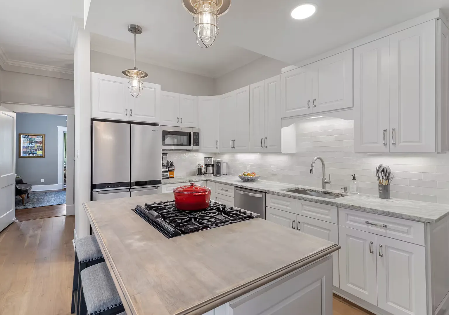Furnished Home In Cooper Young! — Photo 3