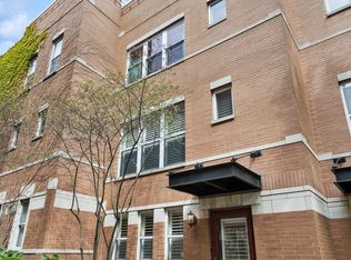 521 Chicago Ave #D, Evanston, IL 60202