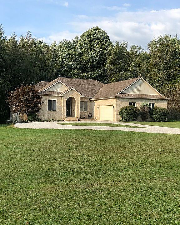 1st image of 465 Brenelle Ln