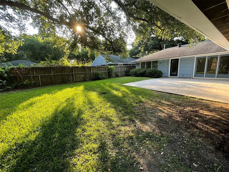 3229 Westridge St — Photo 34