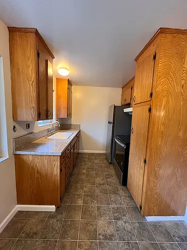 Fremont 854 Photo 1