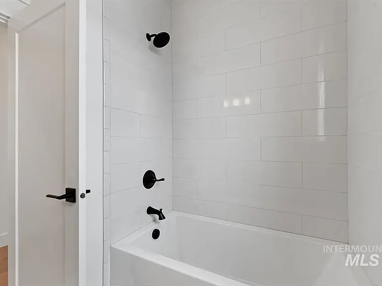 8369 W Meltwater Ln — Photo 11