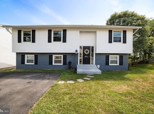6547 Riefton Ct, Alexandria, VA 22310