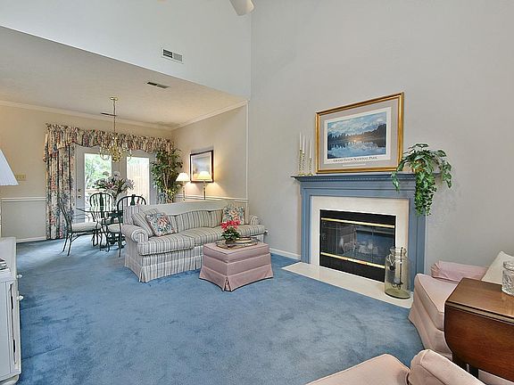 4th image of 1245 Edenbridge Way