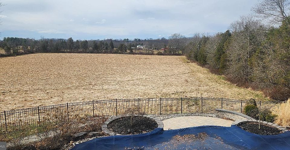 2nd image of 23 Red Hill Rd