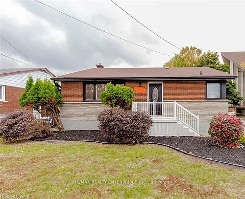 128 Clarendon Ave #MAIN Photo 1
