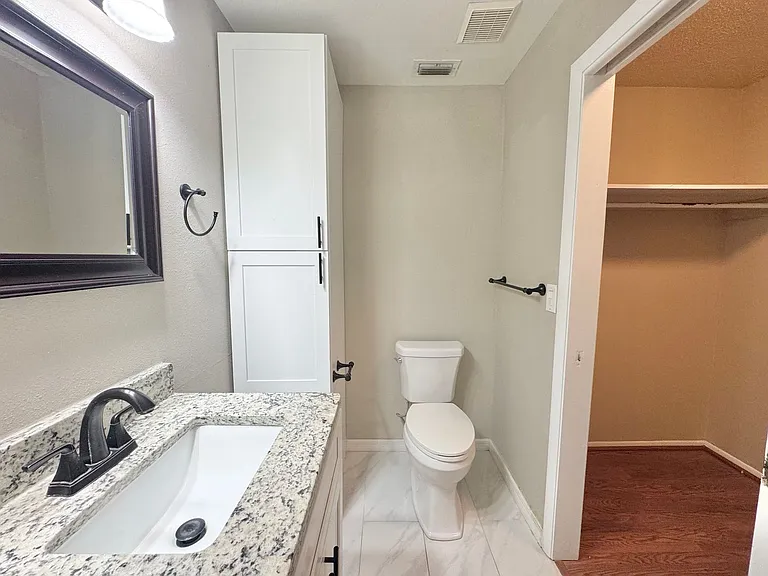 1550 11th St NE #D7 — Photo 19