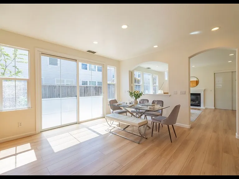 1642 Welford Cir — Photo 14