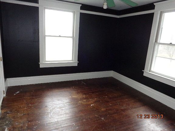 4th image of 1330 Waverly Pl