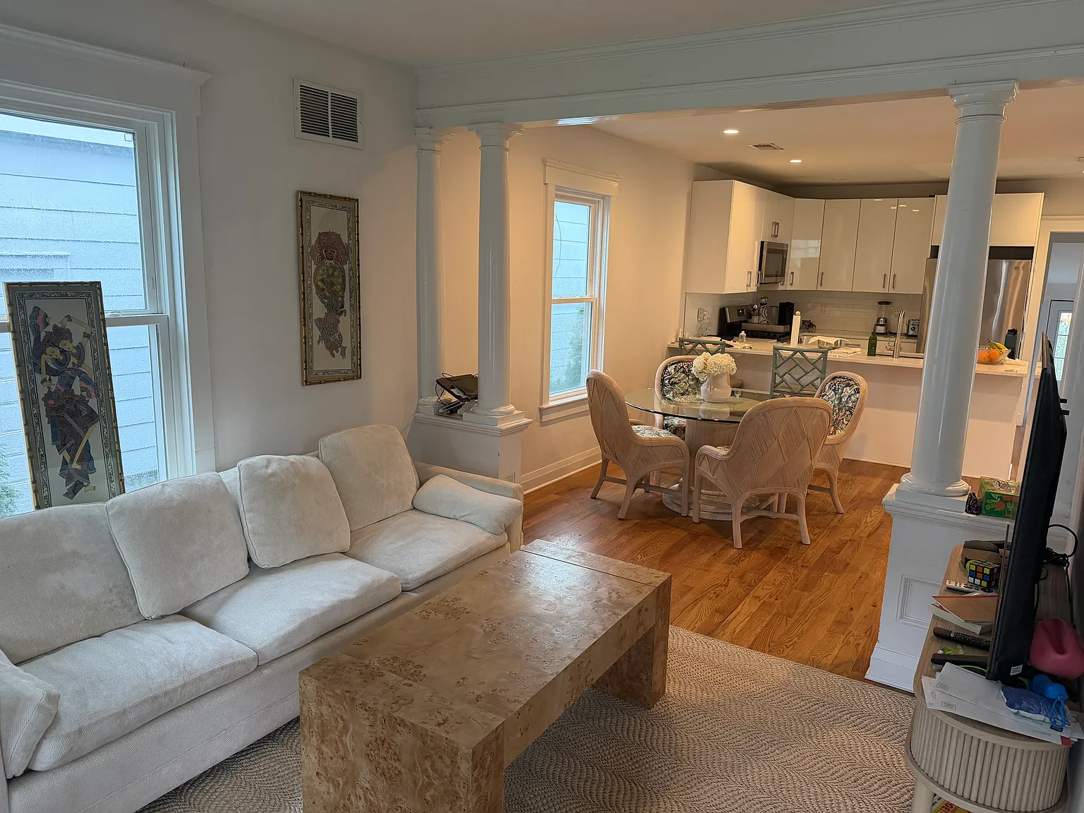 4 bed, 2.5 bath, 952 sqft, $2,200 — Photo 2