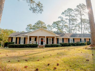 204 Lake Dr, Douglas, GA, 31533