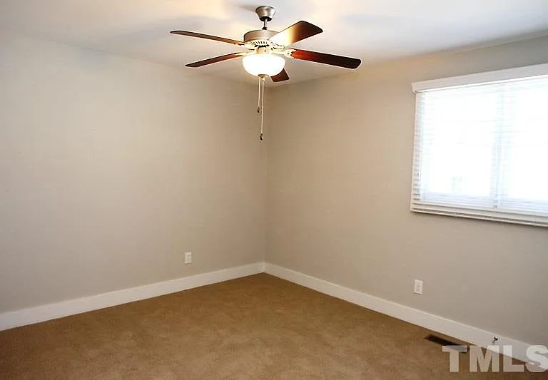 505-102 John Haywood Way — Photo 13