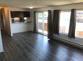 434 5th St #2B, Raymond, WA 98577