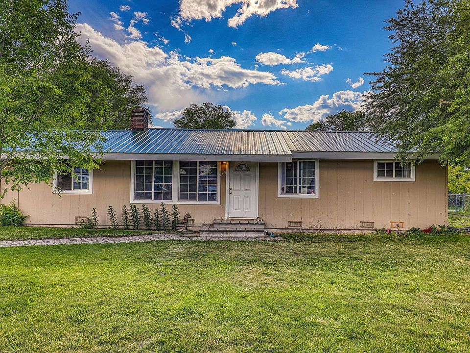 25 White St, Loyalton, CA 96118 MLS 20230629 Zillow