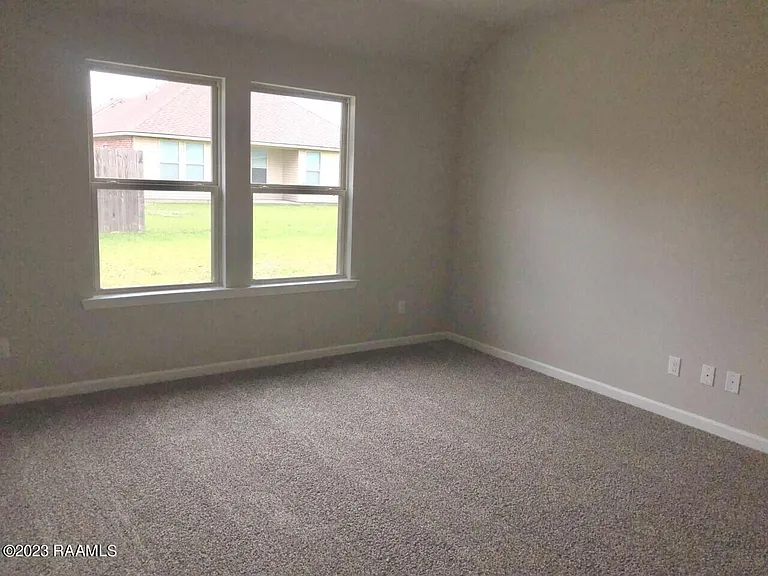109 Abbeywood Ct — Photo 16