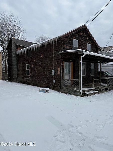 2nd image of 18 Boardman Street