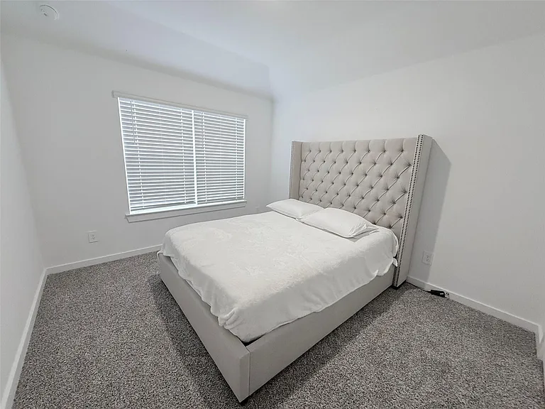 1609 Sunbend Ln — Photo 15