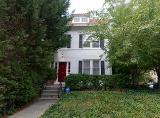 3401 R St NW, Washington, DC 20007