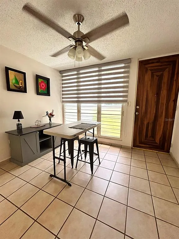 3 bed, 2.0 bath, 1235 sqft, $1,500 — Photo 3