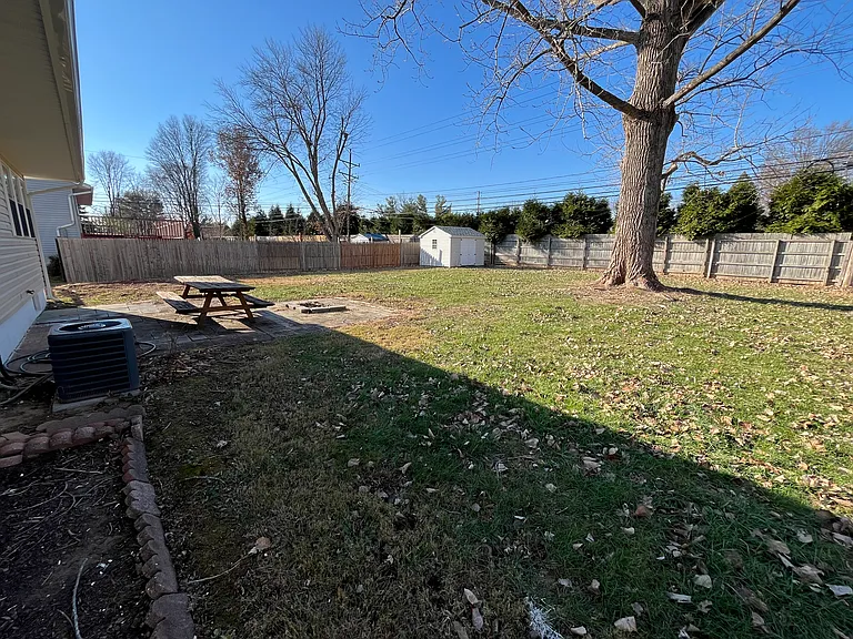 44 Lynch Farm Dr — Photo 3