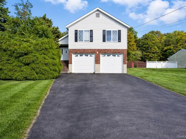 35 Depalma Drive, Highland Mills, NY 10930