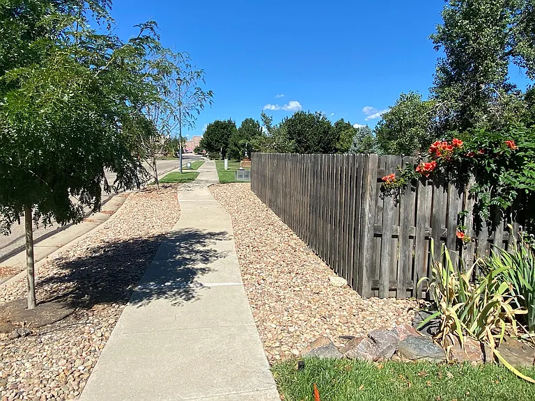 407 Arbor Dr — Photo 22