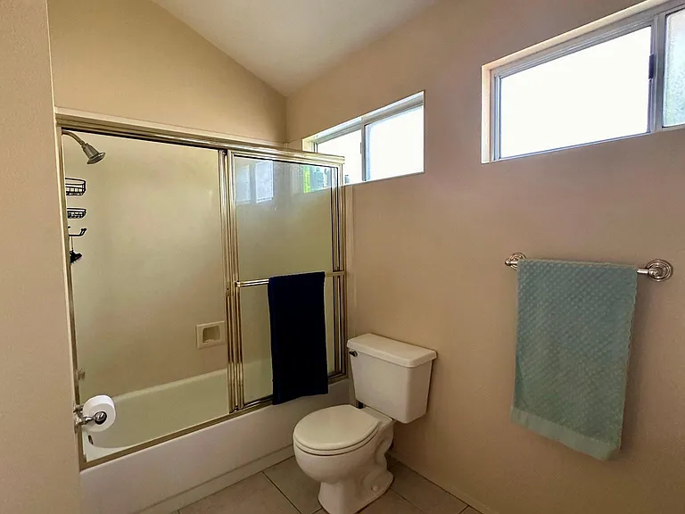 1445 Grand Ave #A — Photo 24