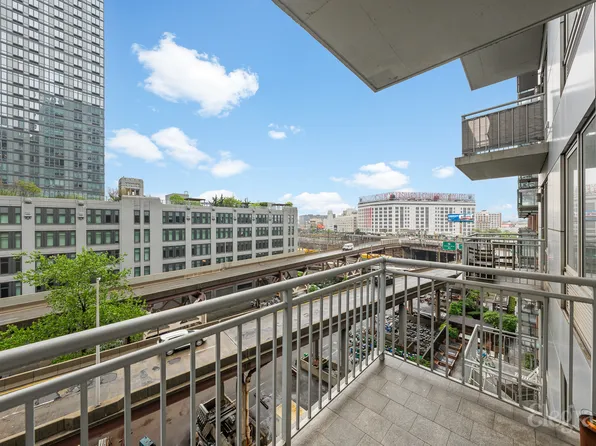 44-27 Purves Street image 9 of 16