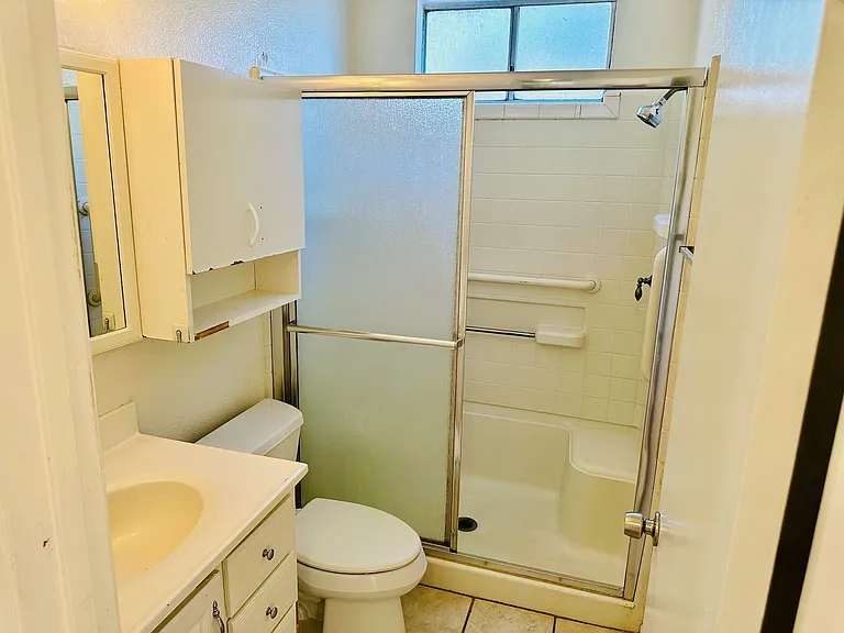 7578 Paisley Ave — Photo 10